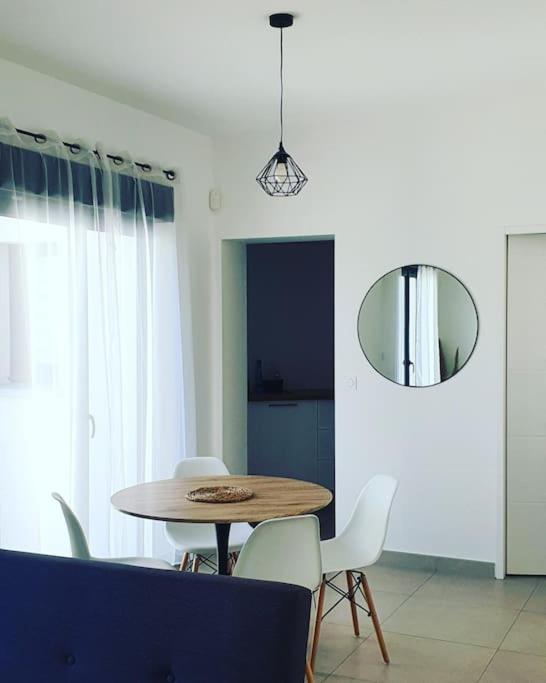 Maison Bord De Mer Refaite A Neuf กาเนต์-อ็อง-รูสซียง ภายนอก รูปภาพ